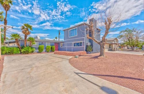 Meadows House | Close to the stripamazing pool!