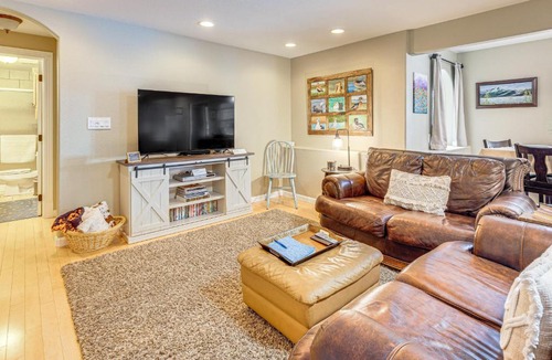 Colorado Springs Apartment | CO Springs Apartment in the Pines w/Treehouse!