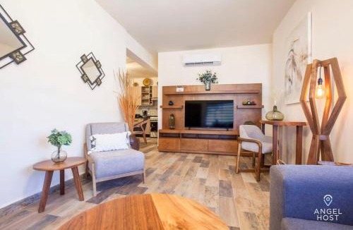 Esterito House | Coastal Stay Steps From the Malecon