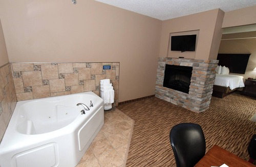 Denison Hotel | Cobblestone Inn & Suites - Denison Majestic Hills