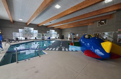 Oshkosh Hotel | Cobblestone Suites - Oshkosh
