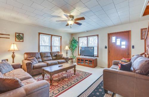 Kingsdown House | Comanche County Home Near Hunting & Fishing!