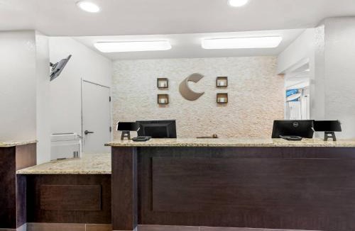 Bellevue Hotel | Comfort Inn & Suites Bellevue - Omaha Offutt AFB