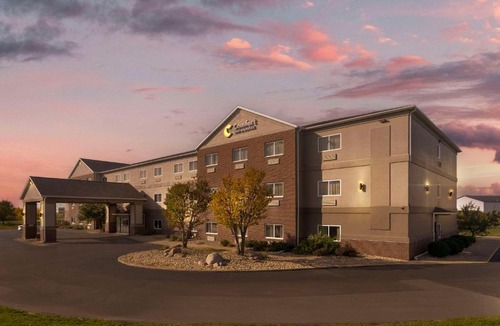Davenport Hotel | Comfort Inn & Suites Davenport - Quad Cities