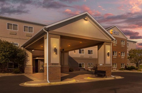 Davenport Hotel | Comfort Inn & Suites Davenport - Quad Cities
