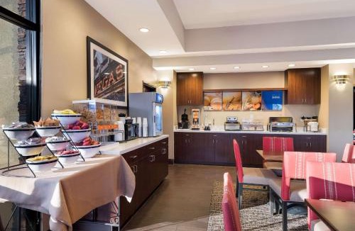 Sunrise Manor Hotel | Comfort Inn & Suites Las Vegas - Nellis
