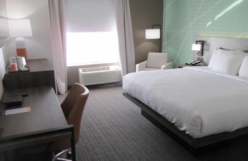 Rochester Hotel | Comfort Inn & Suites Rochester South Mayo Clinic