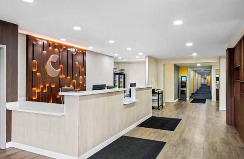 South Salt Lake Hotel | Comfort Inn & Suites Salt Lake City I-80 I-15 Downtown