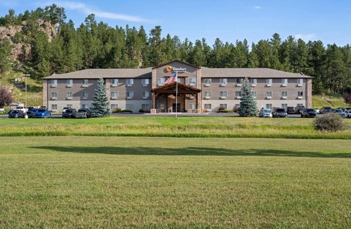 Custer Hotel | Comfort Inn & Suites