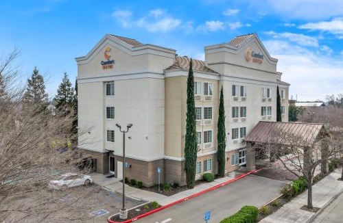 Clovis Hotel | Comfort Suites Clovis - Fresno