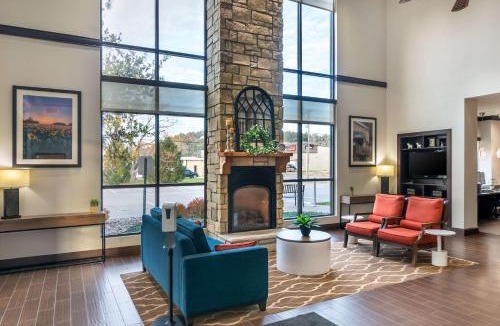 Manhattan Hotel | Comfort Suites Manhattan