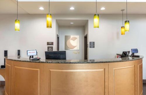 Manhattan Hotel | Comfort Suites Manhattan