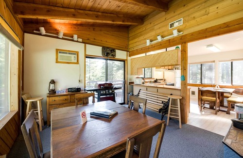 Okanogan Cabin | Conconully Cabin on 42 Private Acres Near Hiking!