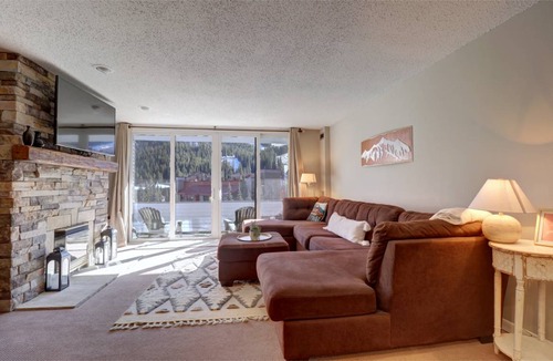 Copper Mountain Village Condo | Condo ∙ 2 bedrooms ∙ 10 guests