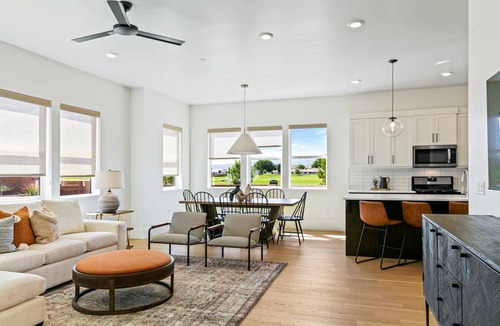 Bloomington Condo | Condo ∙ 3 bedrooms ∙ 10 guests