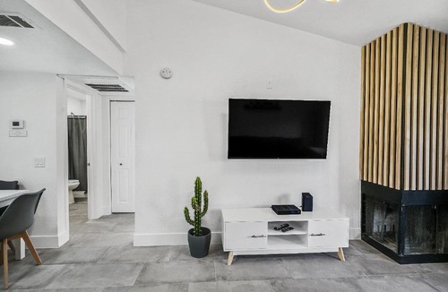 Las Vegas Apartment | Condo close to Strip and Raiders Stadium
