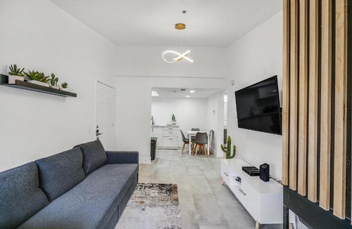 Las Vegas Apartment | Condo close to Strip and Raiders Stadium