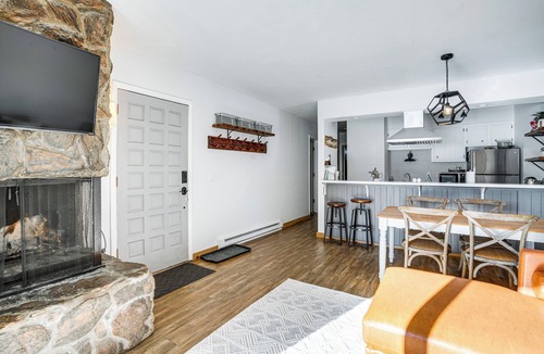 Fraser Condo | Condo w/ Balcony & Views - Steps to Ski Shuttle!