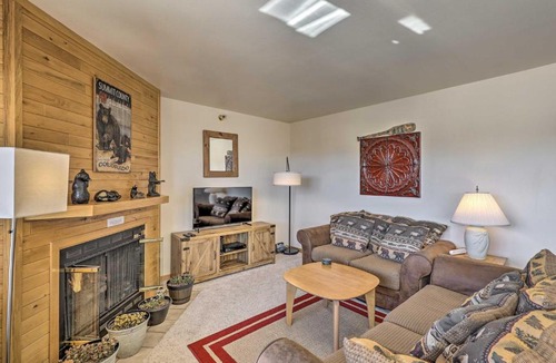 Wildernest House | Condo w/Views & Hot Tub Access in Silverthorne!