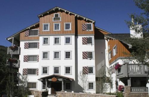 Vail Apartment | Condo with Onsite Pool & Hot Tub, Free WiFi & Garage Parking