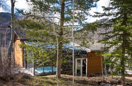 Matterhorn Village House | Condor by AvantStay