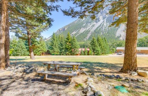 McLeod House | Contact Mountain Hideaway w/Views & Porches!