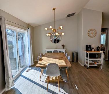 West Eugene Apartment | Contemporary 2-Bedroom Close to Downtown, Dining