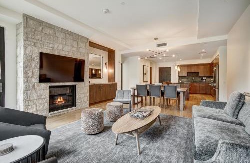 Vail Apartment | Contemporary 2 BR Condo in the Heart of Lionshead