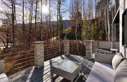 Mountain Valley House | Contemporary Mountain Bliss in ASPEN