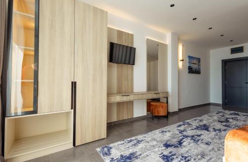 Rana Hotel | Continental Hotel