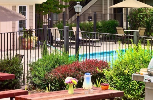 Eagan House | Convenient Countryside Stay, 3 Awesome Units, Pool, Free Parking, Pet-Friendly