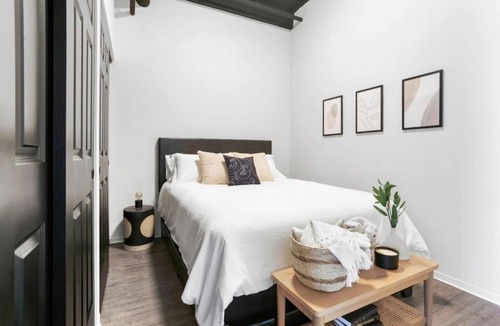 Downtown Spokane Apartment | Convenient Downtown Loft WiFi and Elevator