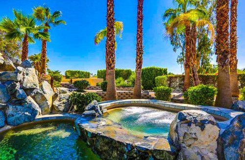 Bermuda Dunes House | Cool Pool Retreat + Casita