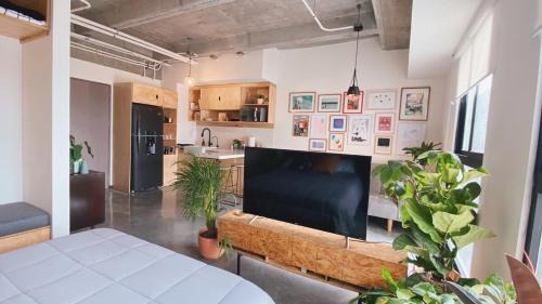 Monterrey Apartment | Cool studio apartment in the heart of Monterrey