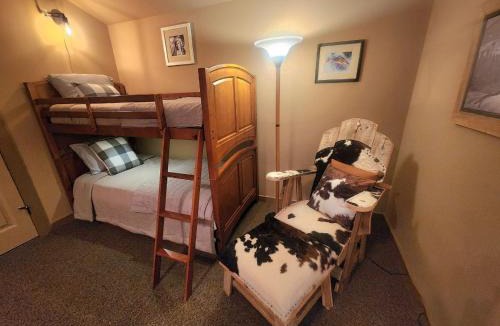 Red Lodge House | Cooper Cabin | Montana Charm in the Heart of Town