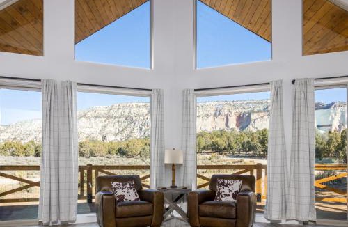 Orderville House | Copper Rock Ridge- Luxury, Pool Table, Hot Tub between Zion and Bryce