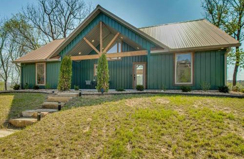 Norfork House | 'CopperTop Cabin' Waterfront White River Retreat