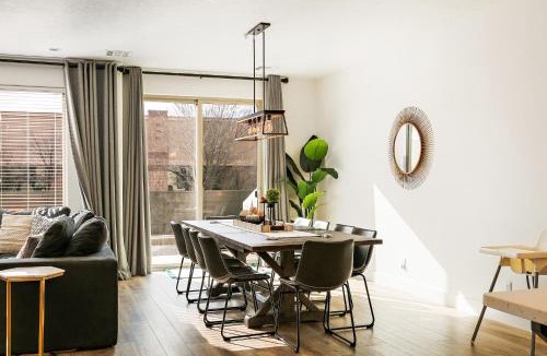 Washington House | Coral Cactus Retreat townhouse