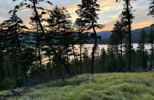Kalispell House | Corkys Cabin-Lake Front