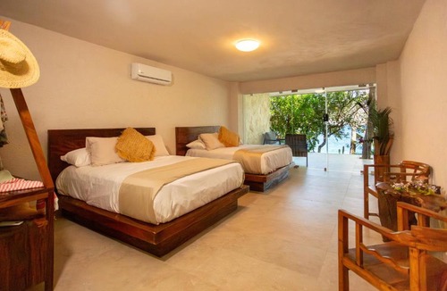 Mayto Hotel | Corrales Bay Resort