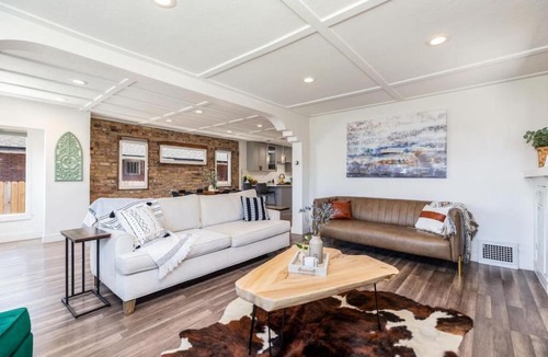 People's Freeway House | Cottage on Main Only Minutes to Downtown SLC