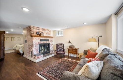 Hayden Apartment | Country Cottage Basement Apartment
