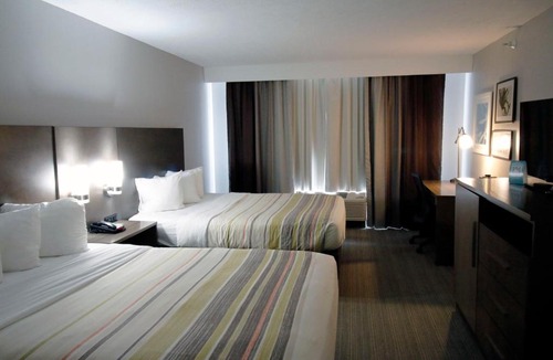 Council Bluffs Hotel | Country Inn & Suites by Radisson, Council Bluffs, IA