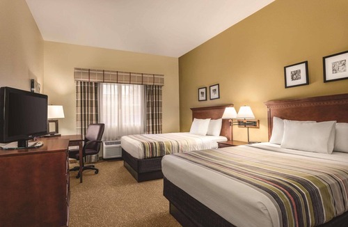 Dakota Dunes Hotel | Country Inn & Suites by Radisson, Dakota Dunes, SD
