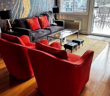 Saugatuck Apartment | Couples Waterfront Getaway Near Beach And Trails