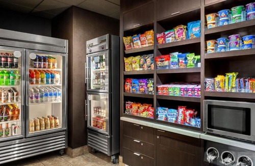 Evansville Hotel | Courtyard by Marriott Evansville East