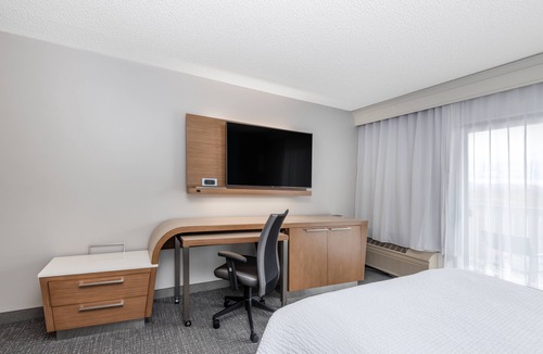 Reno/Tahoe Airport Hotel | Courtyard Reno