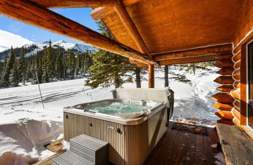 Big Sky House | Cowboy Heaven Cabin Ski-In Ski-Out Hot Tub