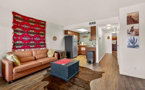 Oak Creek Apartment | Cowboy Hideout