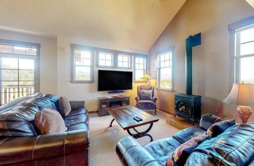 Fraser House | Cozens Pointe Circle